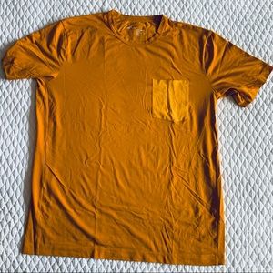 Arc’teryx men’s front pocket tee, XL orange